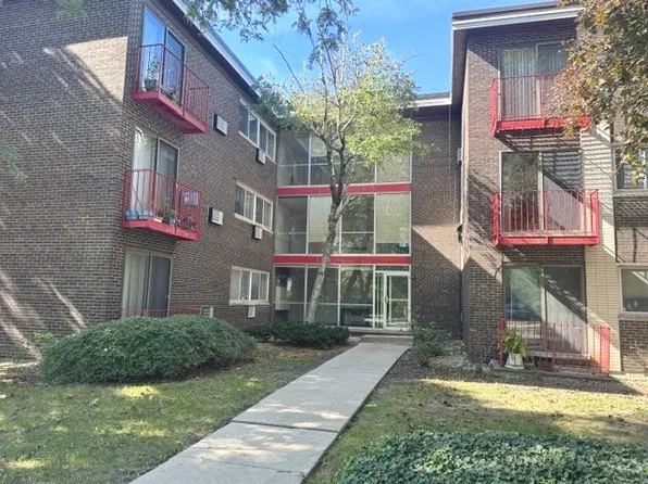 8500 Skokie Blvd APT 2C, Skokie, IL 60077