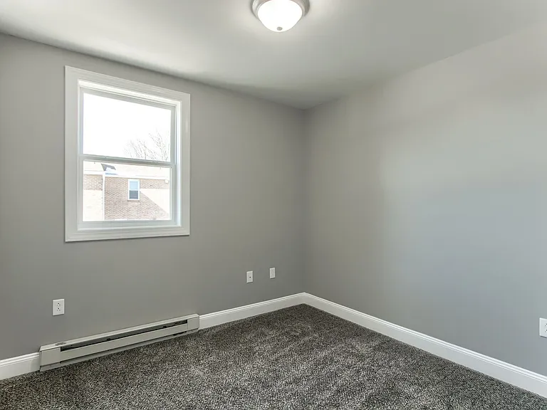 1800 Lehman St — Photo 59