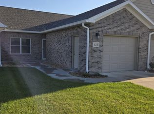 824 Meadow St, Beatrice, NE 68310