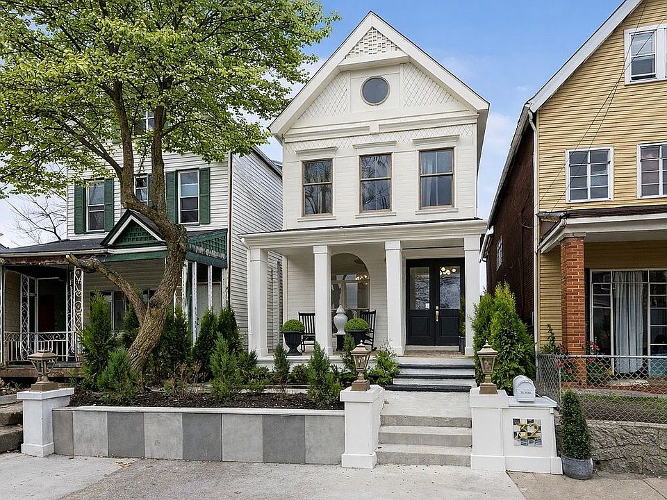 1st image of 32 Mayflower St