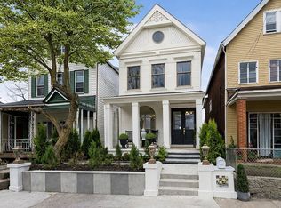 32 Mayflower St, Pittsburgh, PA 15206