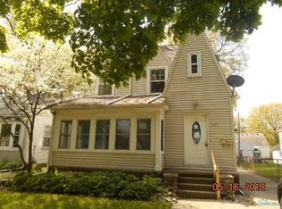 211 Gramercy Ave, Toledo, OH 43612