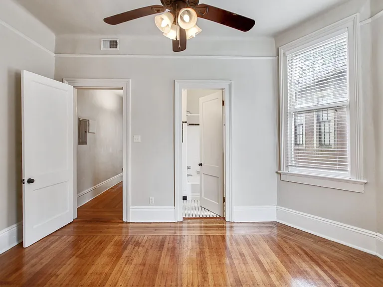 4540 Canal — Photo 10