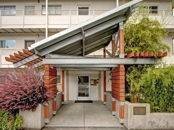 3rd image of 201 2nd St S APT 309
