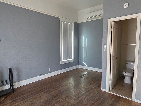 2nd image of 1524 Lead Ave SE APT 3