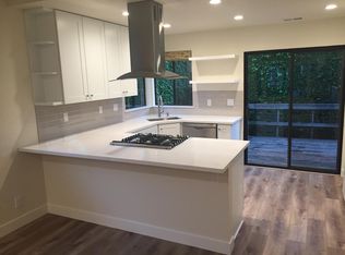 4013 Primavera Rd, Santa Barbara, CA 93110