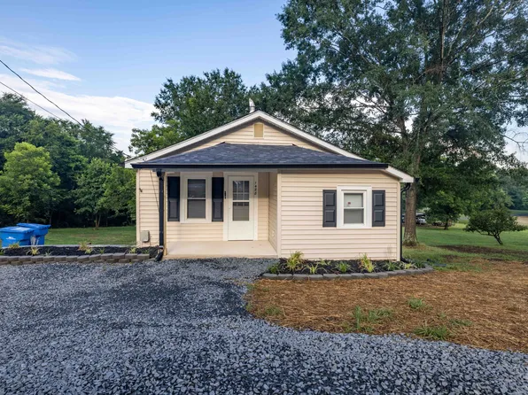 1488 Hilltop St, Albemarle, NC 28001