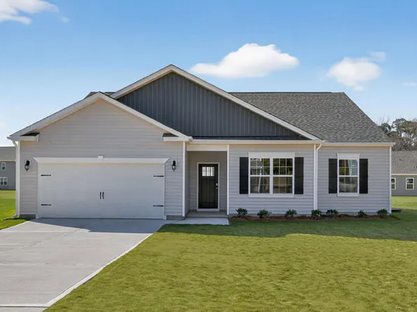 3086 Platinum Circle, West End, NC 27376