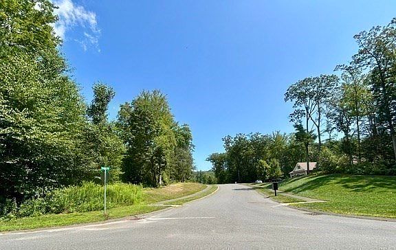 5th image of 7 Quigley Rd