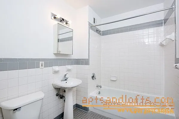 Rented by aptsandlofts.com | media 29