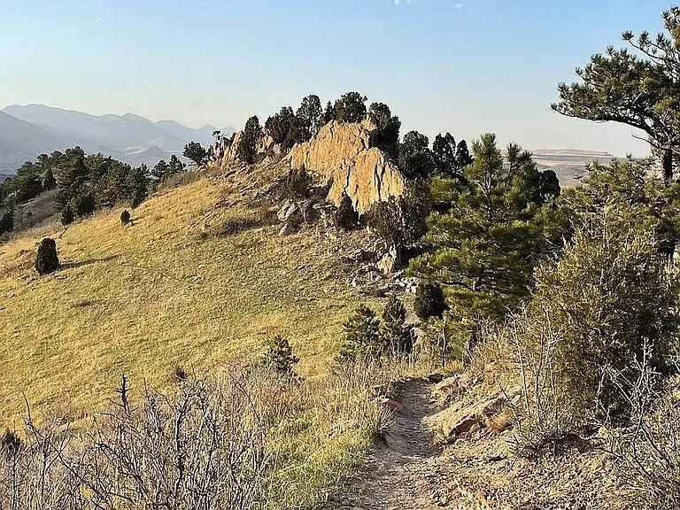 Enjoy walking this trail by starting at the trail from Wrigley's Bar and Grill parking lot.