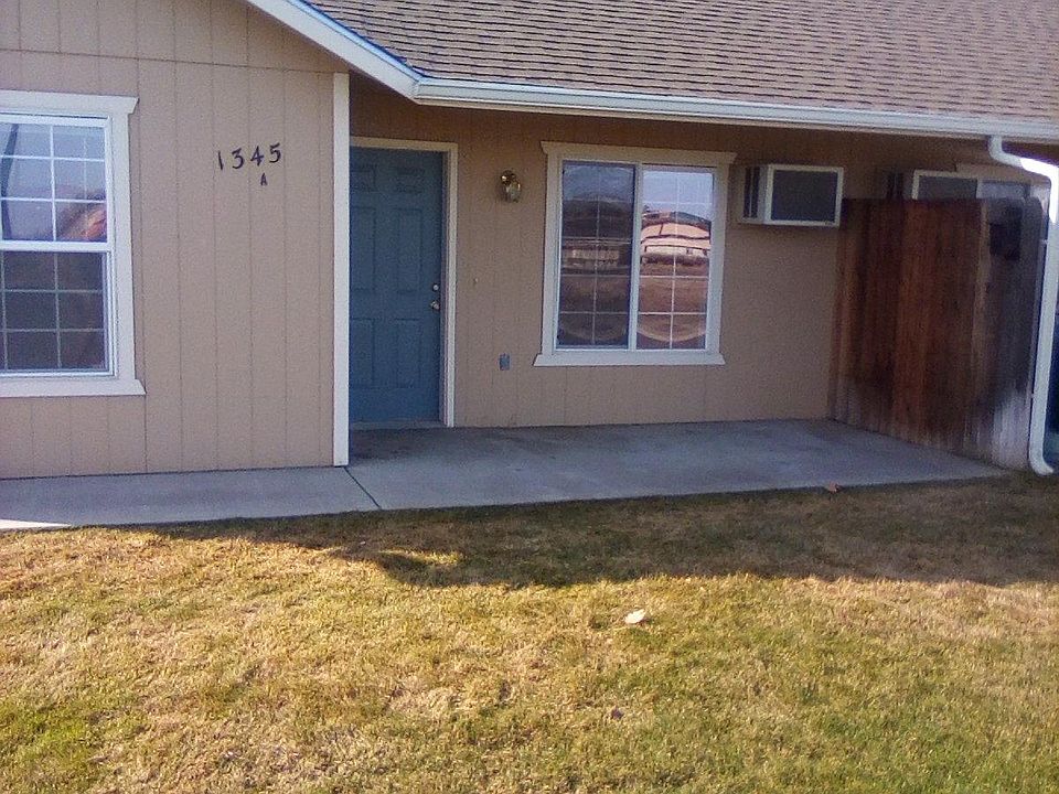 1st image of 1345 W Marina Dr