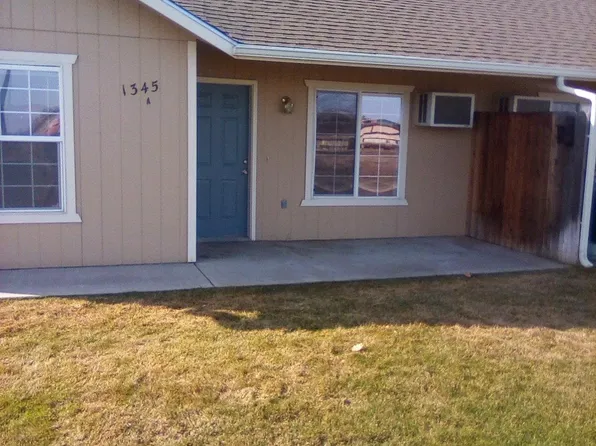 1345 W Marina Dr, Moses Lake, WA 98837