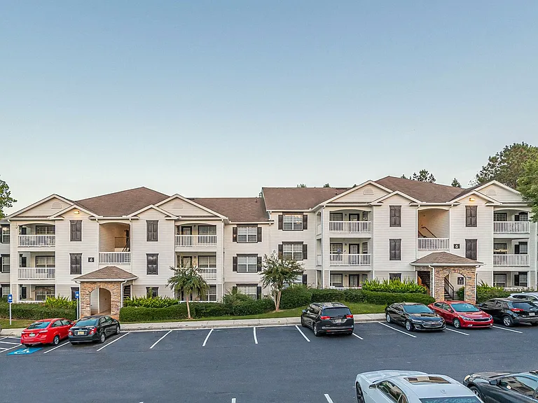 Alexander at Stonecrest Apartments — Photo 32