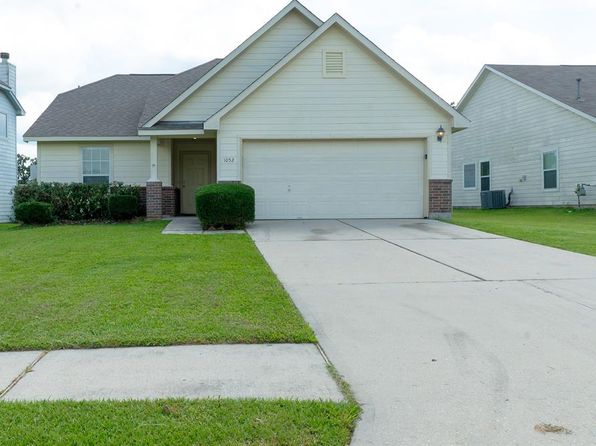1052 Windy Grove Ln