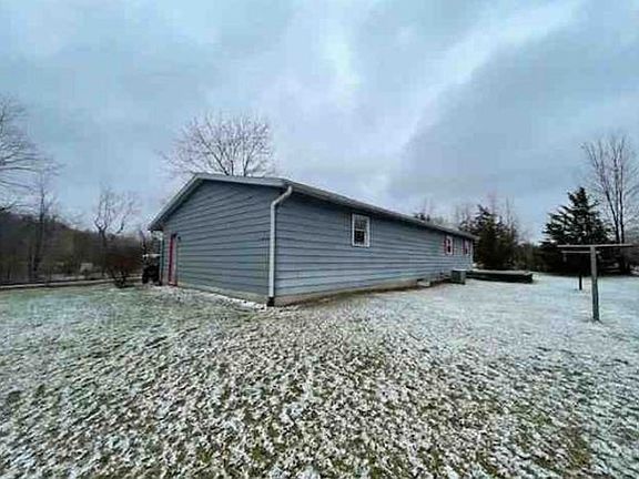 3rd image of 4820 County Road 20