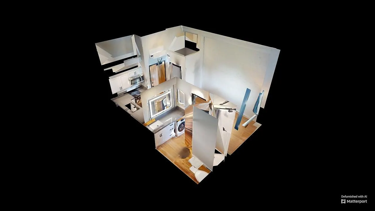 2845 Marine Dr — Photo 4