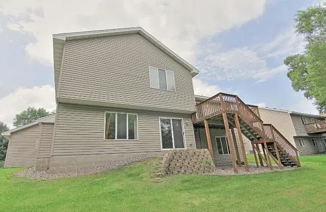 10953 Pierce St NE — Photo 2