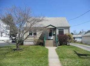 213 Adams St, Stratford, CT 06615