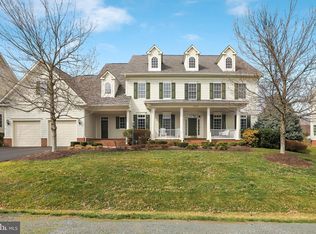 41375 Raspberry Dr, Leesburg, VA 20176