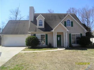 327 Laurel Woods Ln, Helena, AL 35080