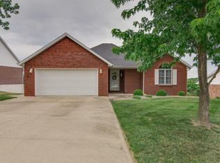 923 Diamond Rdg, Jefferson City, MO 65109