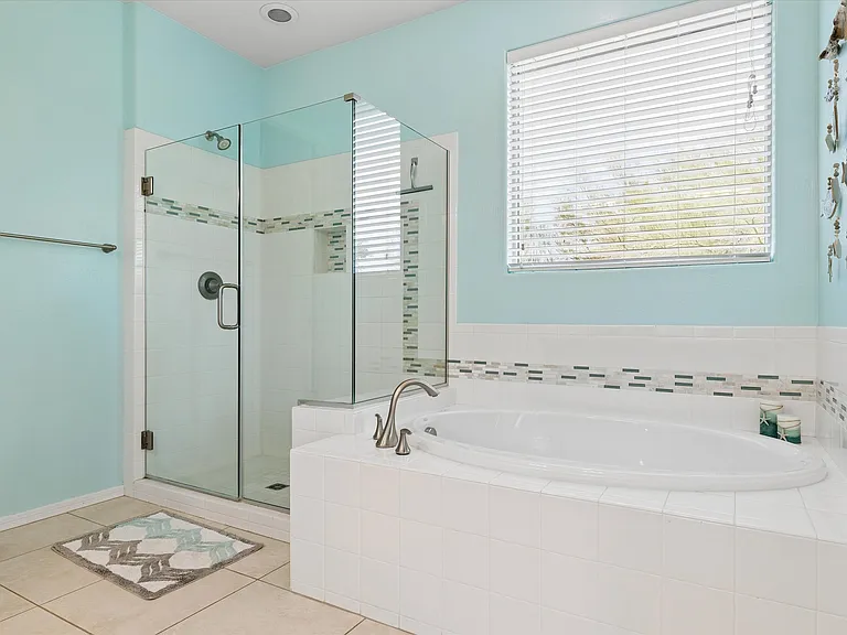 3826 E Cat Balue Dr — Photo 33