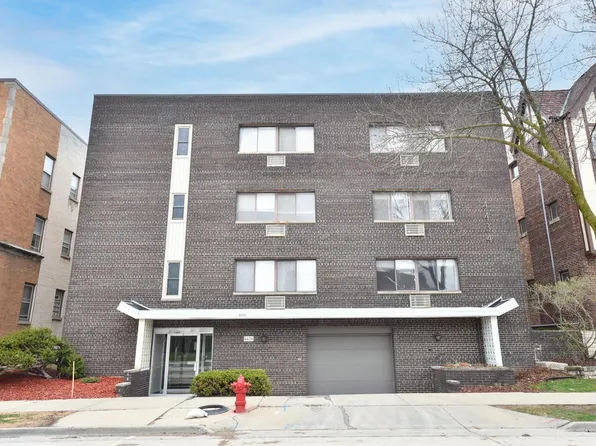 4434 North Oakland AVENUE #202, Shorewood, WI 53211