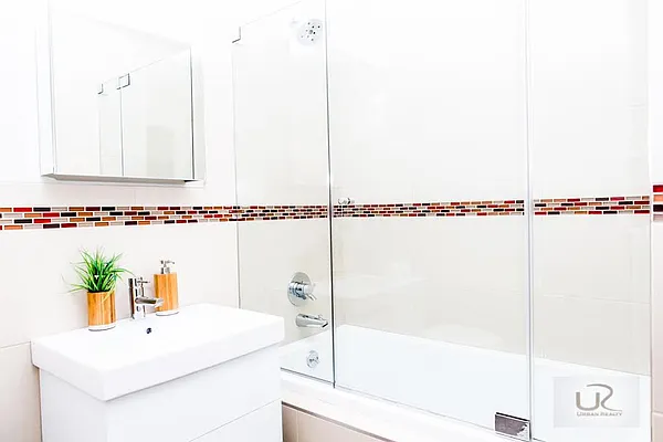 Rented by Urban Realty NYC | media 17