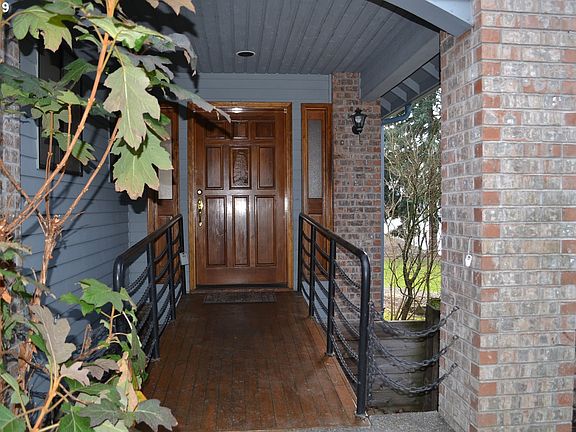 2nd image of 14001 SE 38th St