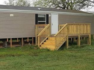 754 Kayroe Rd, Adkins, TX 78101