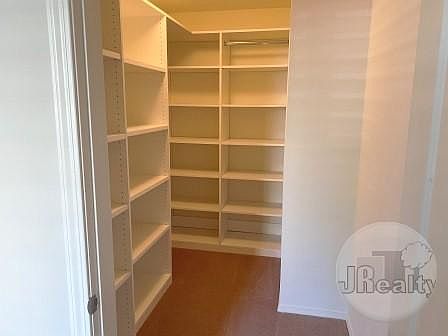 5th image of 13123 Park Pl Unit 102