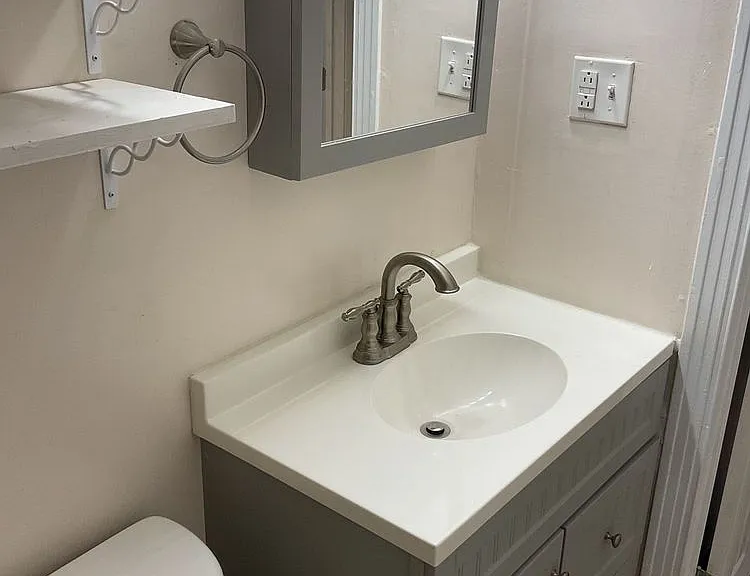 411 Washington St — Photo 10