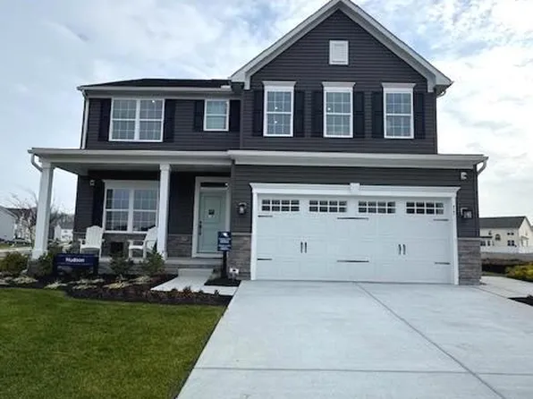 77 Charleston Cir, Dover, DE 19904