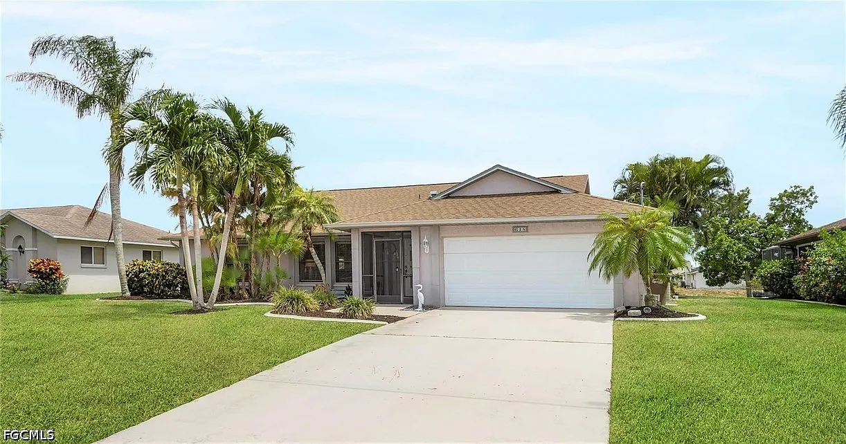 3 bed, 2.0 bath, 1554 sqft, $5,135 — Photo 4