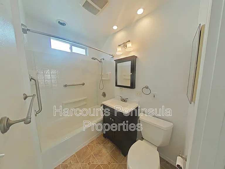1011 Rainier Ave — Photo 10