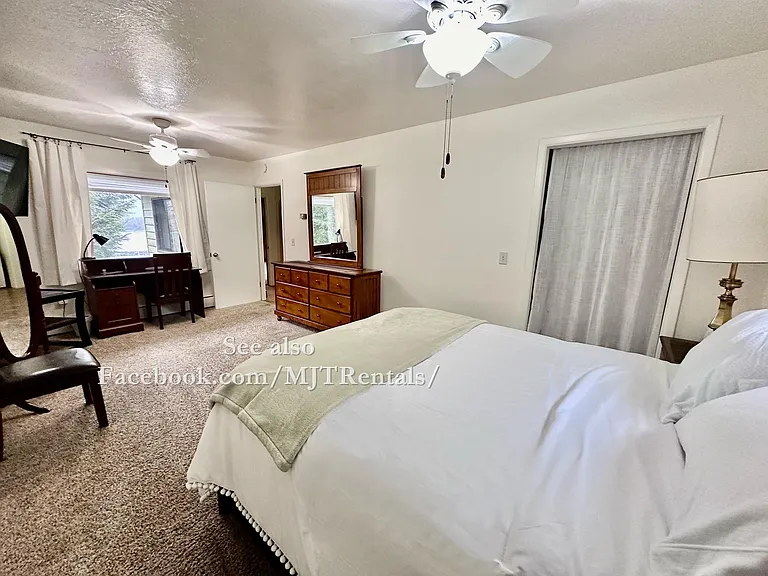 Side Bedroom