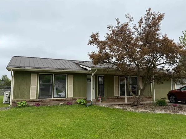 200 Lenox St, Garrett, IN 46738