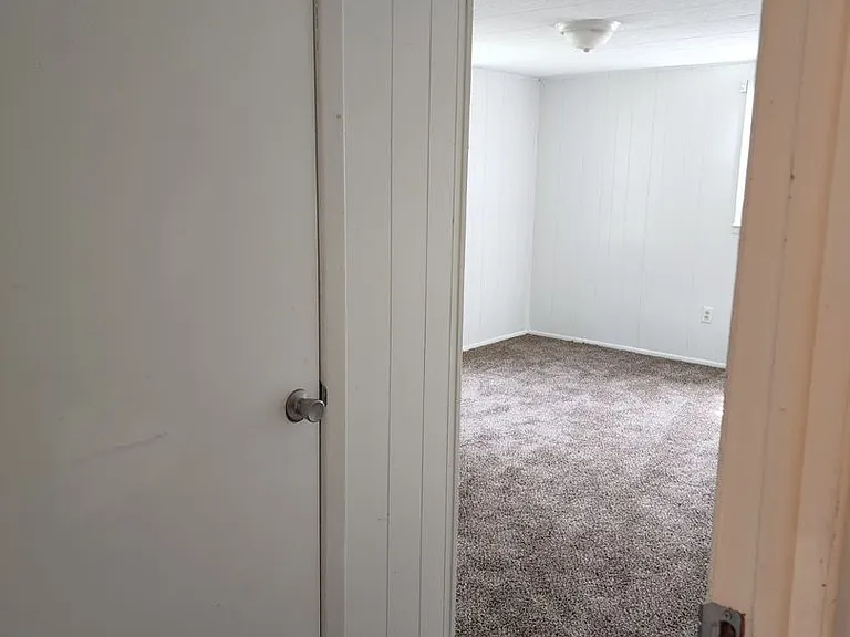 709 Lee Rd — Photo 11