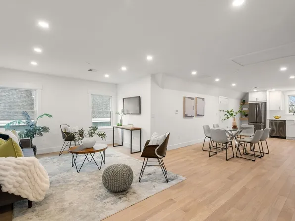 26 Adelaide St Floor 3, Jamaica Plain, MA 02130