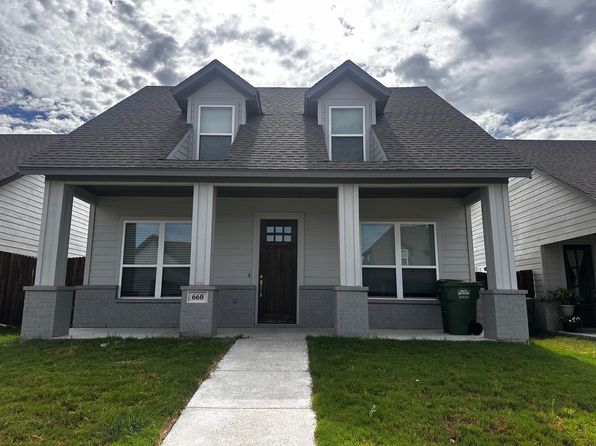 660 The Cottages Dr