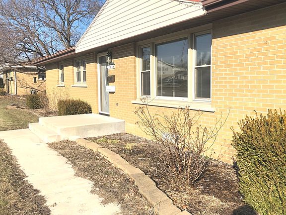 2nd image of 287 N Tomagene Dr