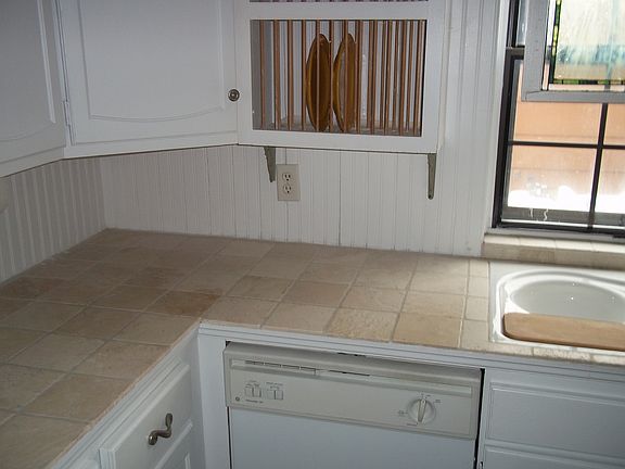 4th image of 54 Huxley Way