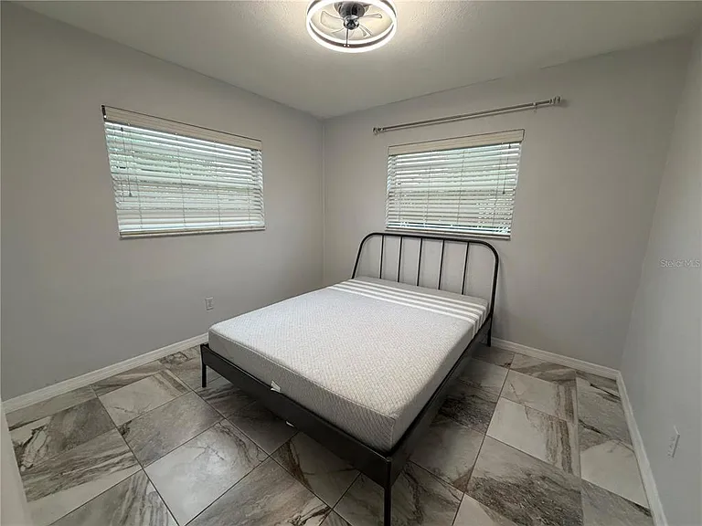 4314 W Carmen St — Photo 16