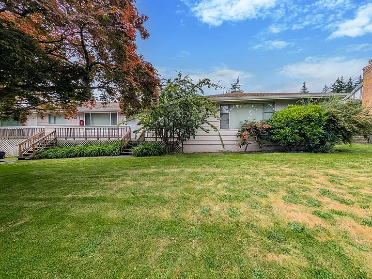 710 Dexter Avenue — Photo 1