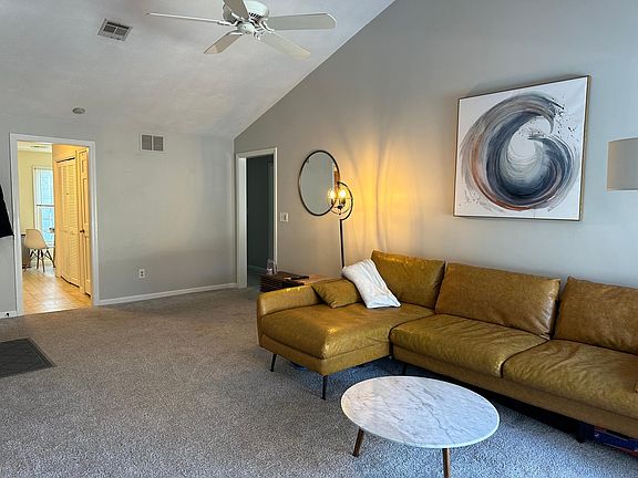 4th image of 55 West St APT 5C