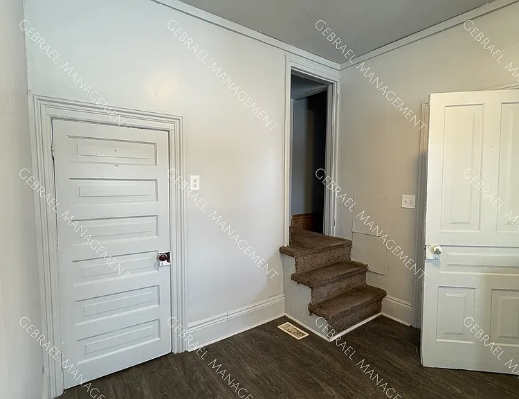 1120 Congress Ave — Photo 8