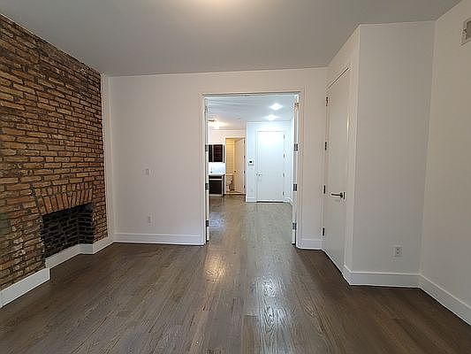 4th image of 1074 Bergen St #1L