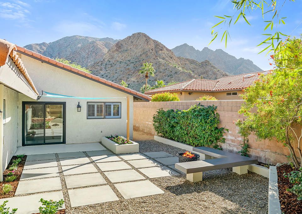 1st image of 54945 Avenida Vallejo