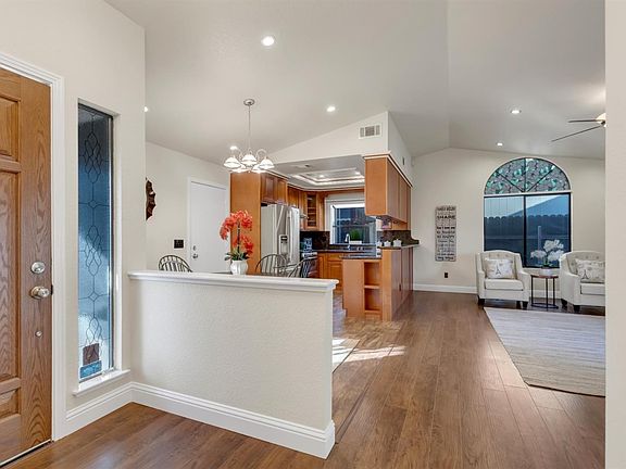 5th image of 3973 Weybridge Way
